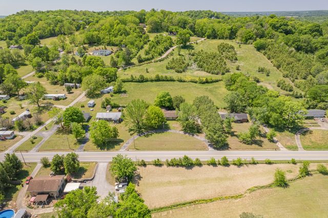 2787 Columbia Hwy, Pulaski, TN 38478