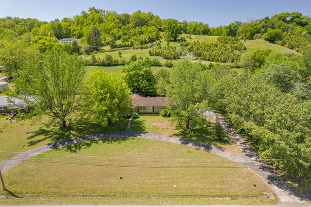 2787 Columbia Hwy, Pulaski, TN 38478