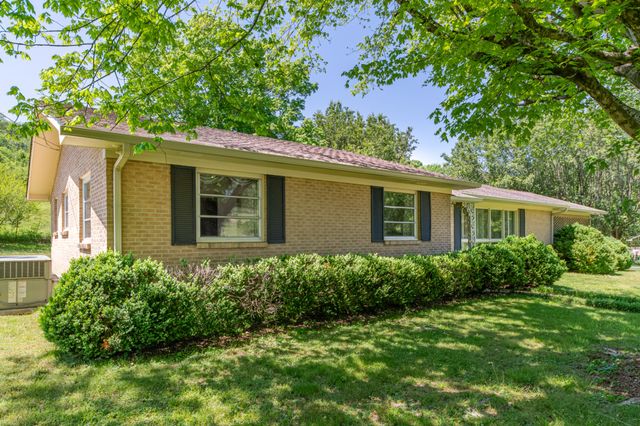 2787 Columbia Hwy, Pulaski, TN 38478