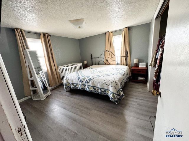 824 SILVER ST, Raid City, SD 57701