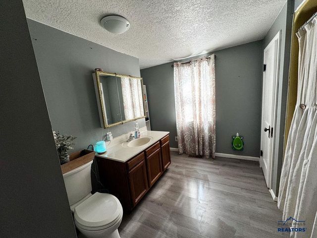 824 SILVER ST, Raid City, SD 57701