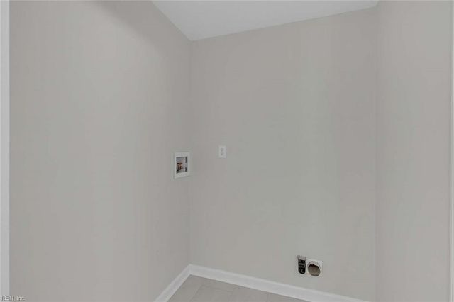 107 Glascow WAY, Hampton, VA 23669