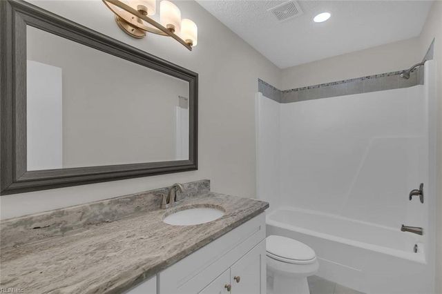 107 Glascow WAY, Hampton, VA 23669