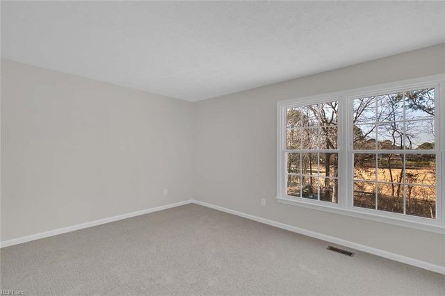 107 Glascow WAY, Hampton, VA 23669