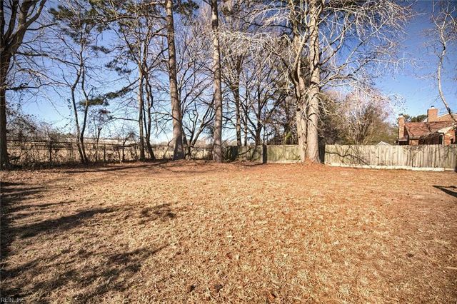 107 Glascow WAY, Hampton, VA 23669