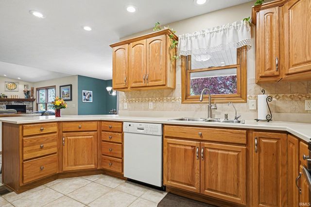 23605 River Drive, Goshen, IN 46528