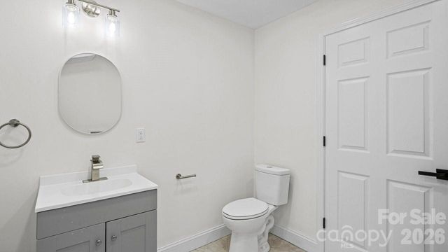 102 W Carolina Avenue, Bessemer City, NC 28016