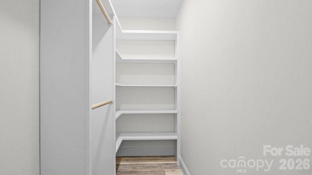 102 W Carolina Avenue, Bessemer City, NC 28016
