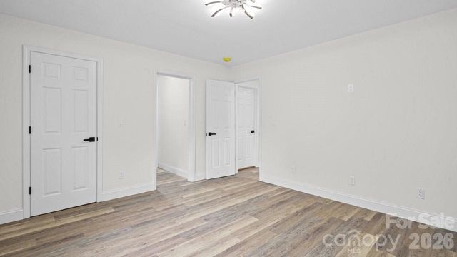 102 W Carolina Avenue, Bessemer City, NC 28016