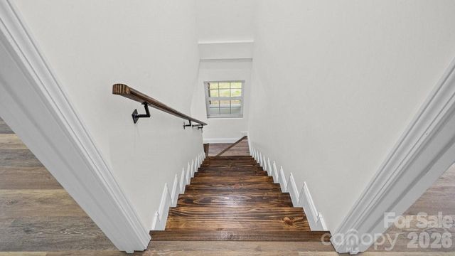 102 W Carolina Avenue, Bessemer City, NC 28016