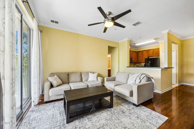 8601 BEACH Boulevard 1222, Jacksonville, FL 32216
