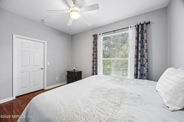 8601 BEACH Boulevard 1222, Jacksonville, FL 32216