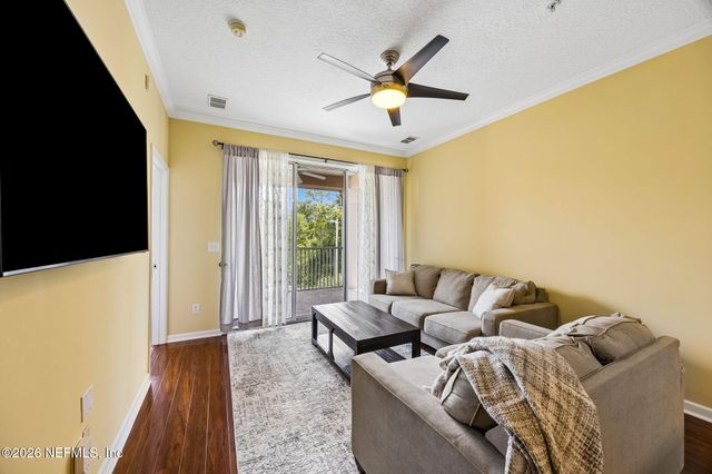 8601 BEACH Boulevard 1222, Jacksonville, FL 32216