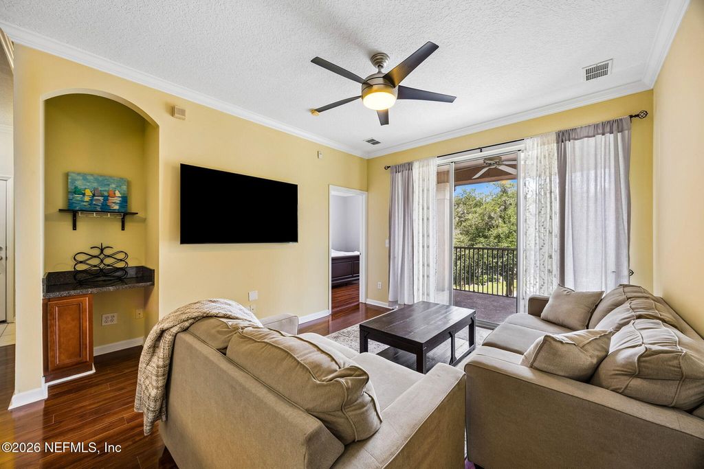 8601 BEACH Boulevard 1222, Jacksonville, FL 32216