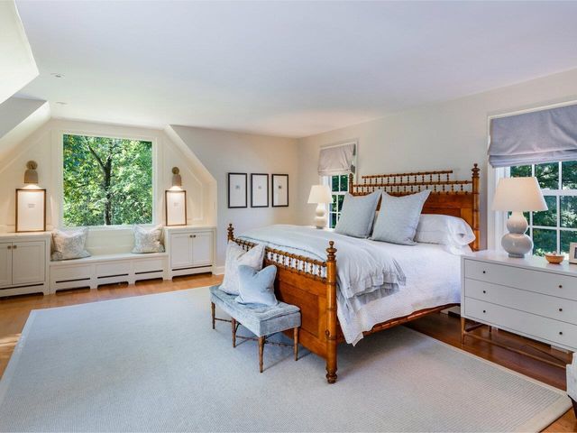 282 Westview Drive, Shelburne, VT 05482