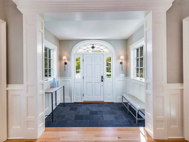 282 Westview Drive, Shelburne, VT 05482