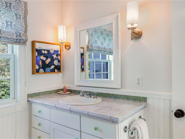 282 Westview Drive, Shelburne, VT 05482