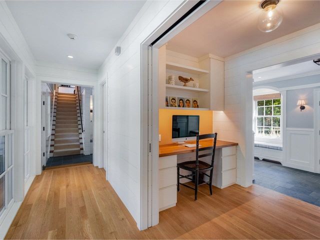 282 Westview Drive, Shelburne, VT 05482