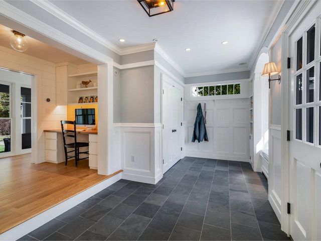 282 Westview Drive, Shelburne, VT 05482