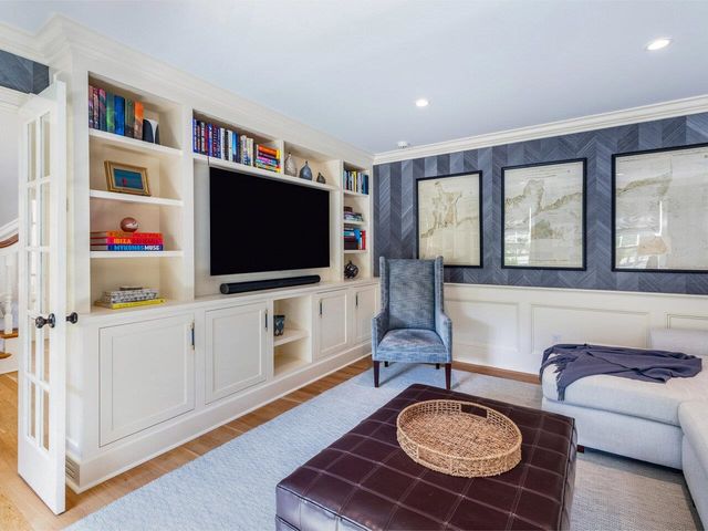 282 Westview Drive, Shelburne, VT 05482