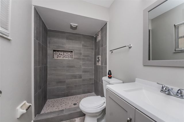 660 MCKINLEY COURT, Kissimmee, FL 34758