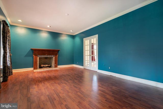 3300 ROSEMARY LN, Hyattsville, MD 20782
