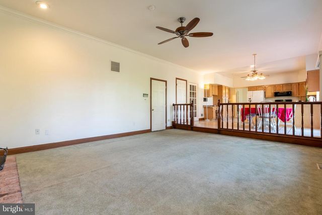 3300 ROSEMARY LN, Hyattsville, MD 20782