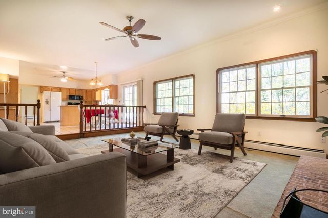 3300 ROSEMARY LN, Hyattsville, MD 20782