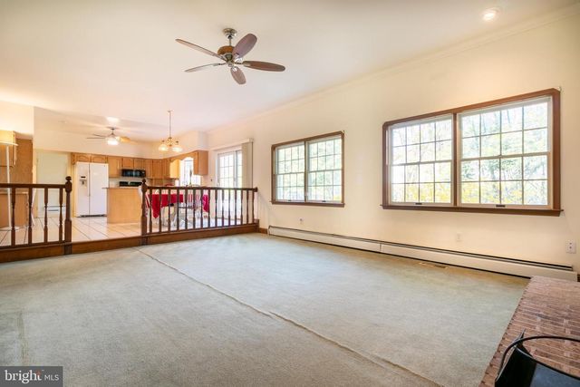 3300 ROSEMARY LN, Hyattsville, MD 20782