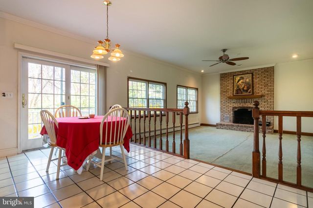 3300 ROSEMARY LN, Hyattsville, MD 20782