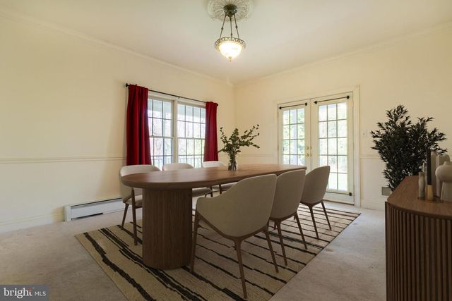 3300 ROSEMARY LN, Hyattsville, MD 20782