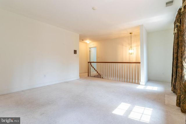 3300 ROSEMARY LN, Hyattsville, MD 20782
