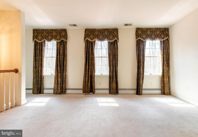 3300 ROSEMARY LN, Hyattsville, MD 20782