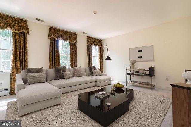 3300 ROSEMARY LN, Hyattsville, MD 20782