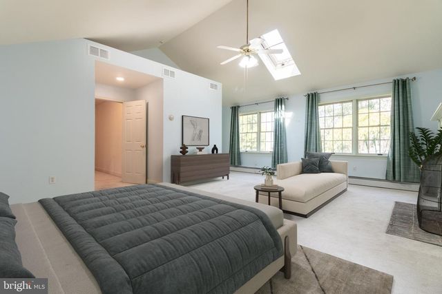 3300 ROSEMARY LN, Hyattsville, MD 20782