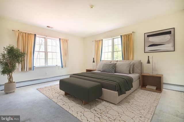 3300 ROSEMARY LN, Hyattsville, MD 20782