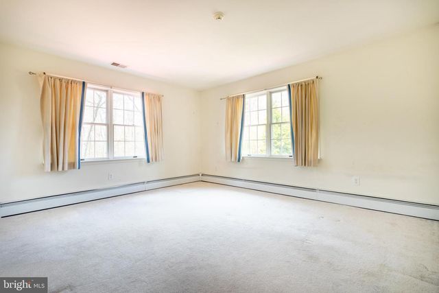 3300 ROSEMARY LN, Hyattsville, MD 20782