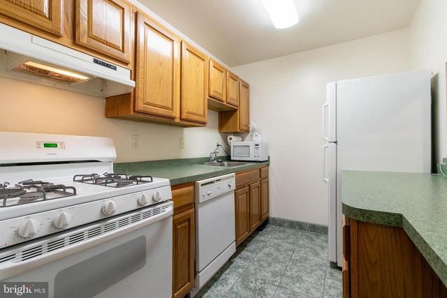 3300 ROSEMARY LN, Hyattsville, MD 20782