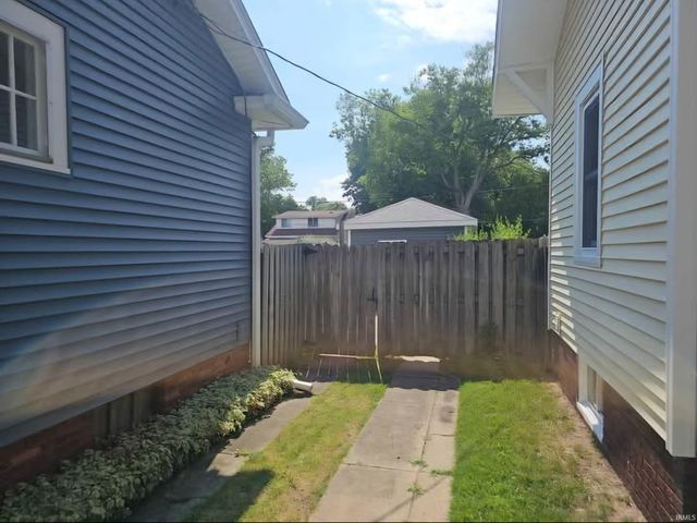 802 S 12th Street, Lafayette, IN 47905