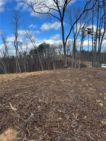 279 Highgrove Drive, Talking Rock, GA 30175