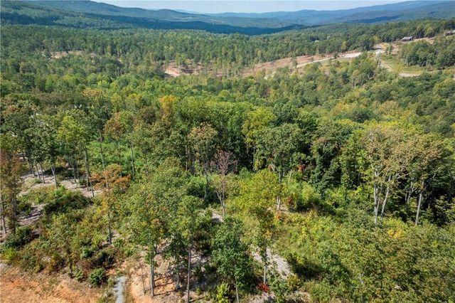 279 Highgrove Drive, Talking Rock, GA 30175