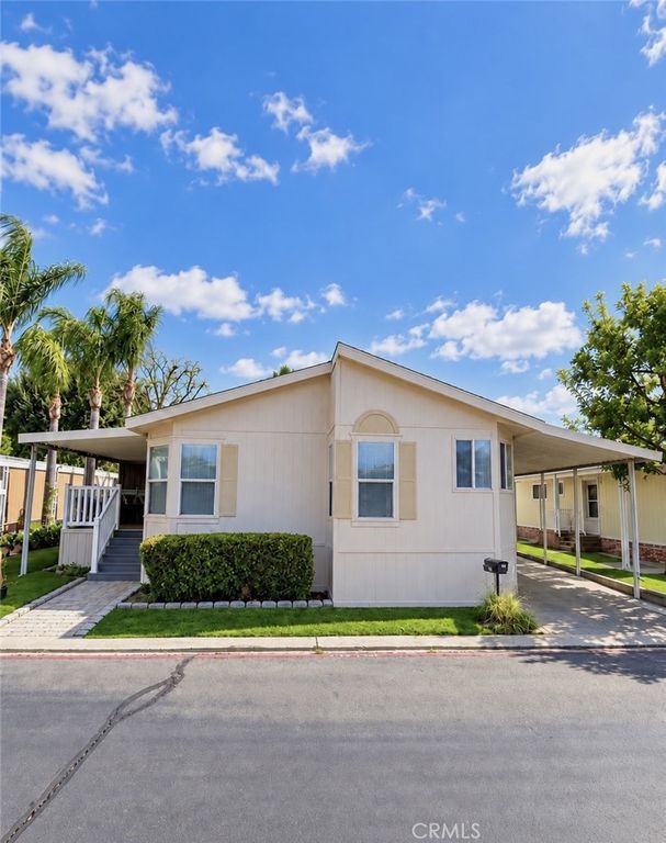 27361 Sierra Highway 119, Canyon Country, CA 91351 — photo 2