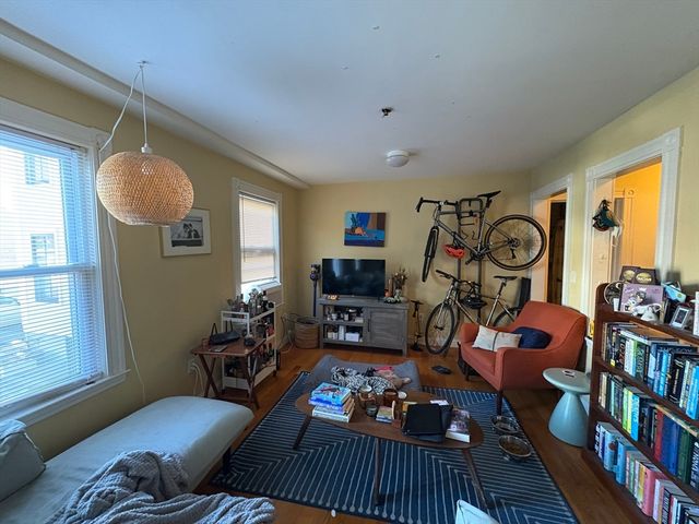 31-33 Roberts Road, Cambridge, MA 02138
