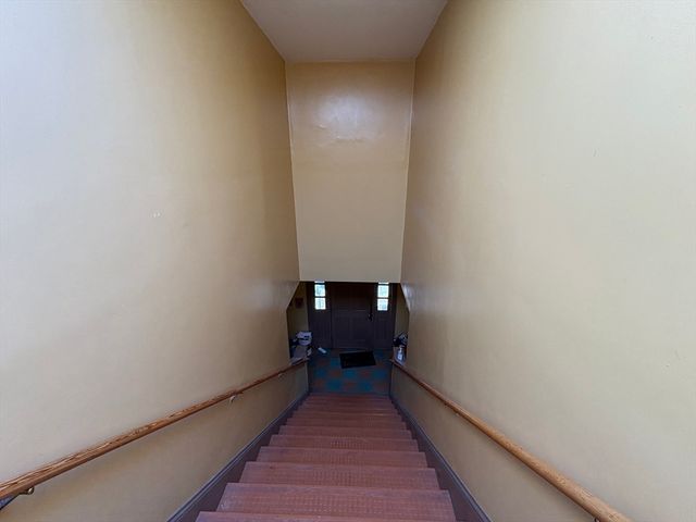 31-33 Roberts Road, Cambridge, MA 02138