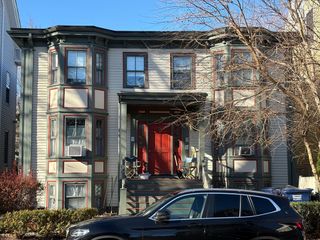 31-33 Roberts Road, Cambridge, MA 02138
