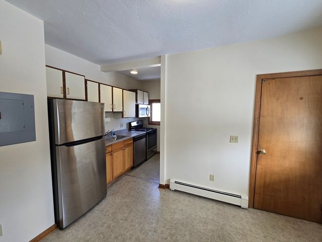 17 Grafton St 2, Quincy, MA 02169