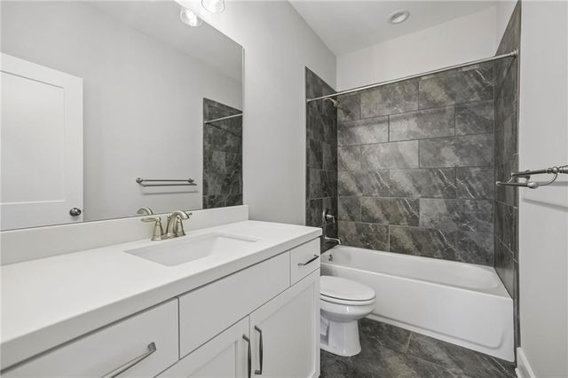 913 King Street NW, Atlanta, GA 30318