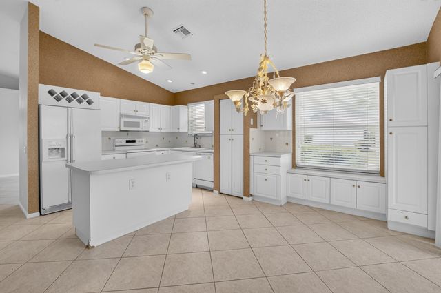 9729 Lemonwood Way, Boynton Beach, FL 33437