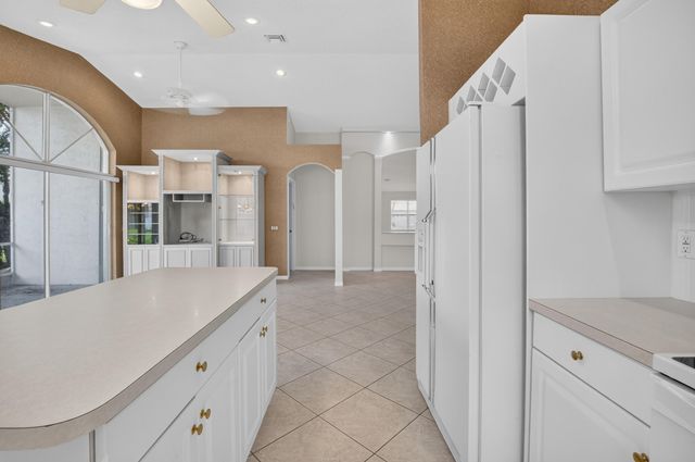 9729 Lemonwood Way, Boynton Beach, FL 33437
