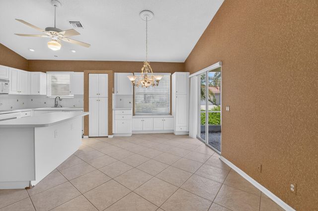 9729 Lemonwood Way, Boynton Beach, FL 33437